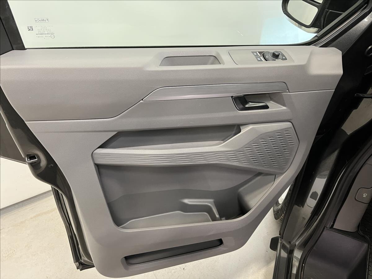 Volkswagen Caravelle Kombi 2,0 l 110 kw