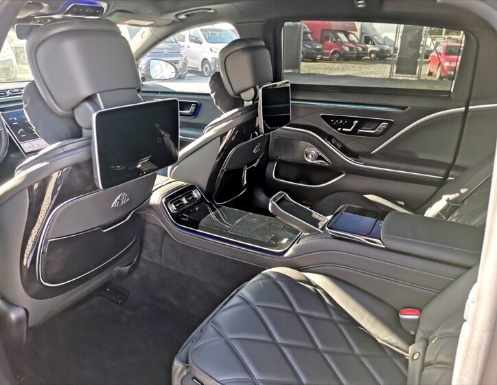 Mercedes-Benz Třídy S Ostatní 6,0 l 450 kw