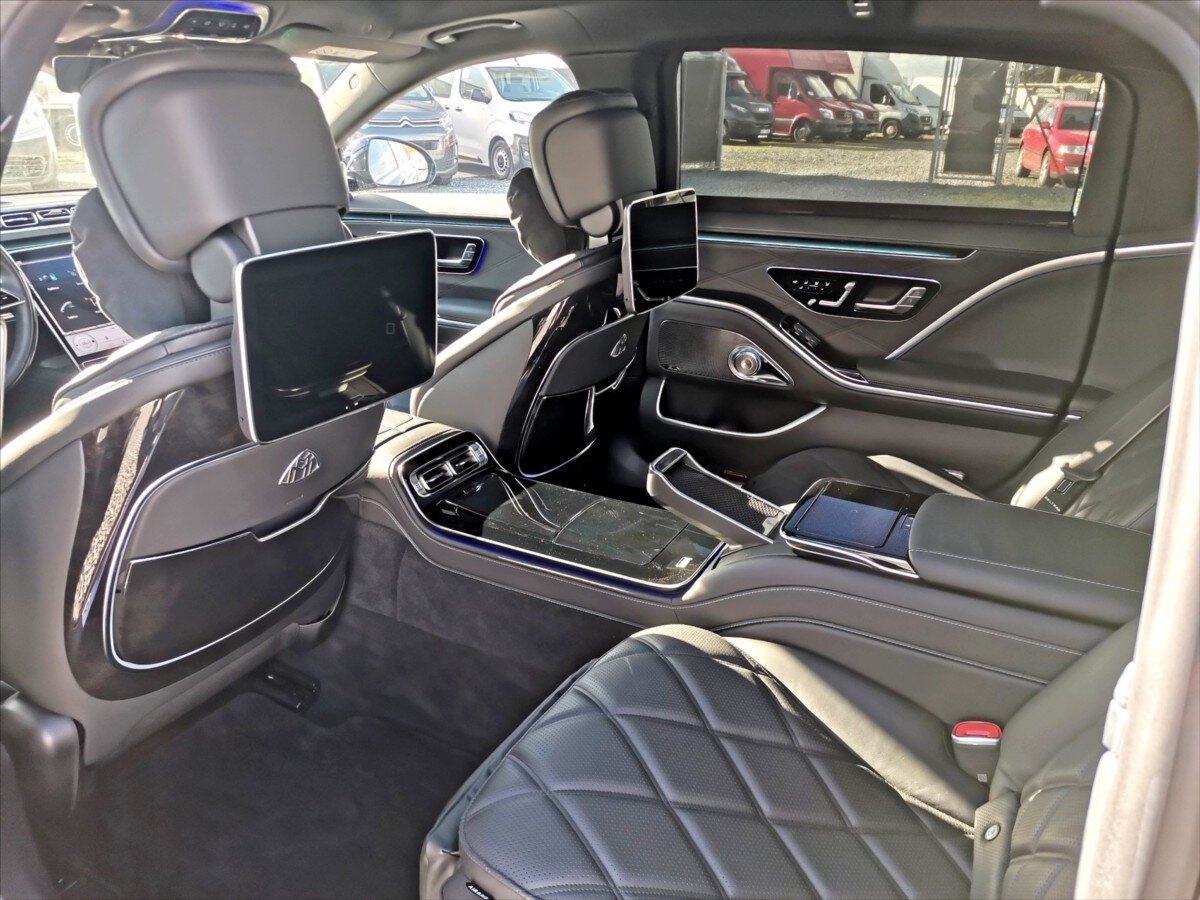 Mercedes-Benz Třídy S Ostatní 6,0 l 450 kw