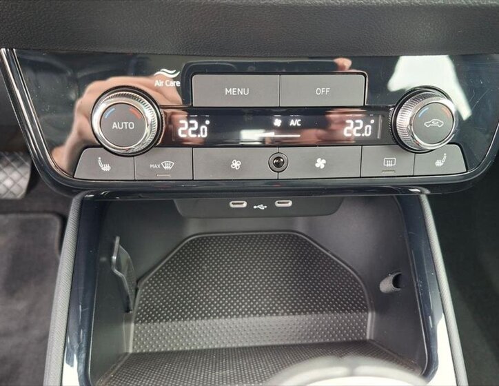 Škoda Fabia Hatchback 999,0 59 kw