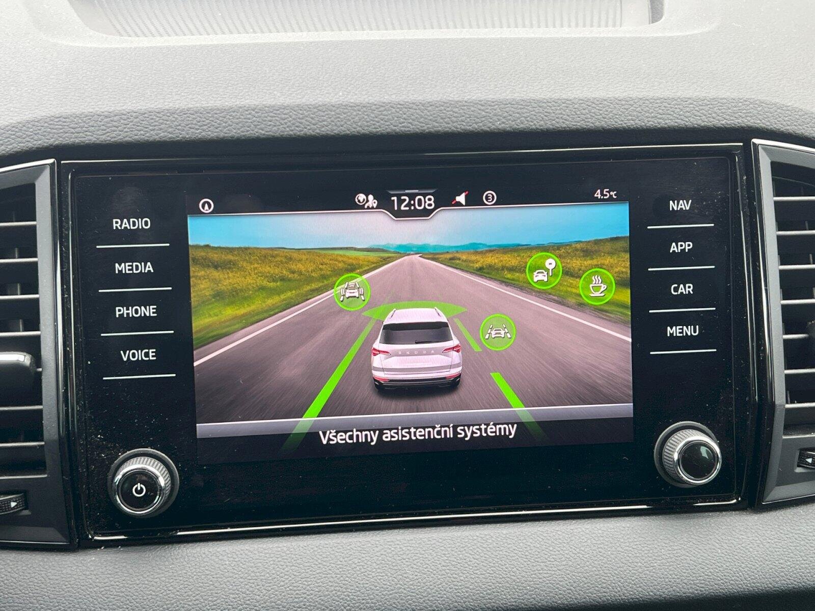 Škoda Karoq Hatchback 1,5 l 110 kw