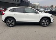 Mercedes-Benz GLA 6