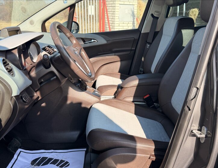 Opel Meriva Kombi 1,7 l 74 kw