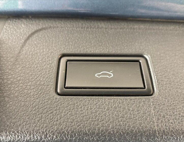 Volkswagen Passat Kombi 2,0 l 110 kw