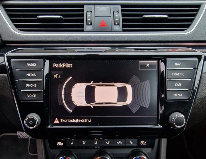 Škoda Superb Liftback 2,0 l 140 kw