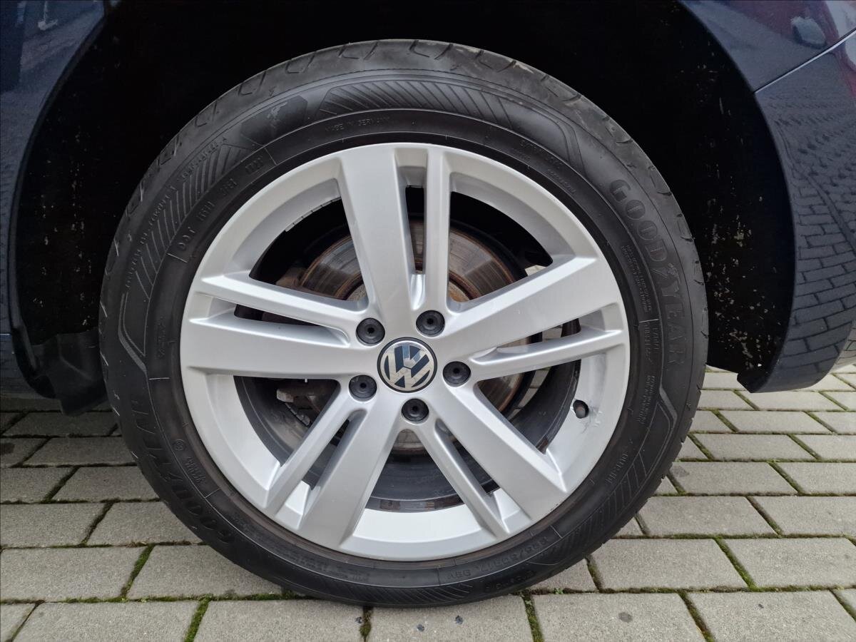 Volkswagen Sharan Kombi 2,0 l 110 kw