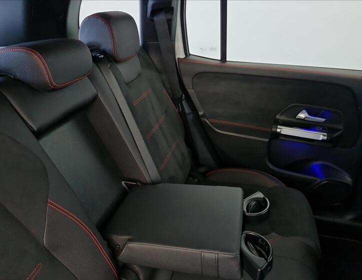 Mercedes-Benz GLB 20