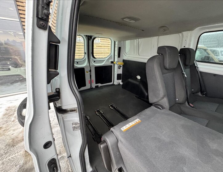 Ford Transit Custom VAN-Minibus 2,0 l 96 kw