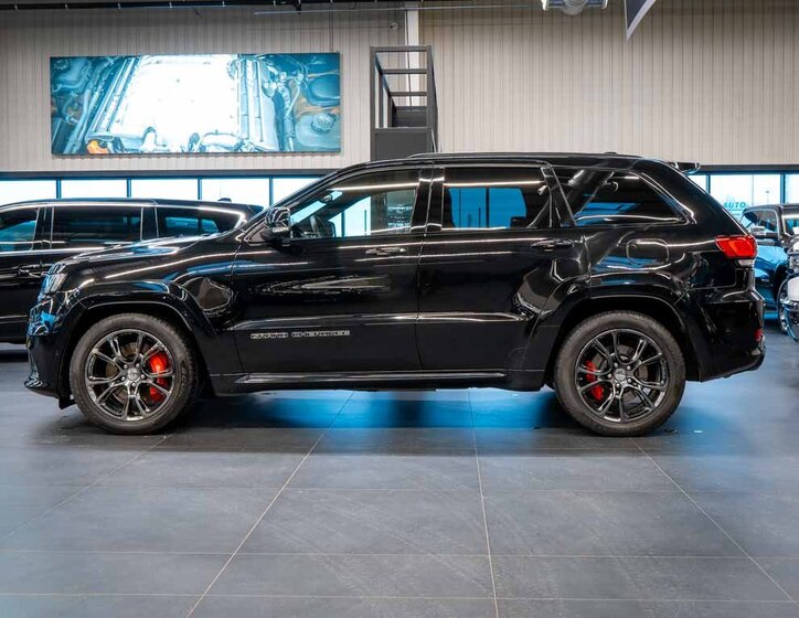 Jeep Grand Cherokee 2