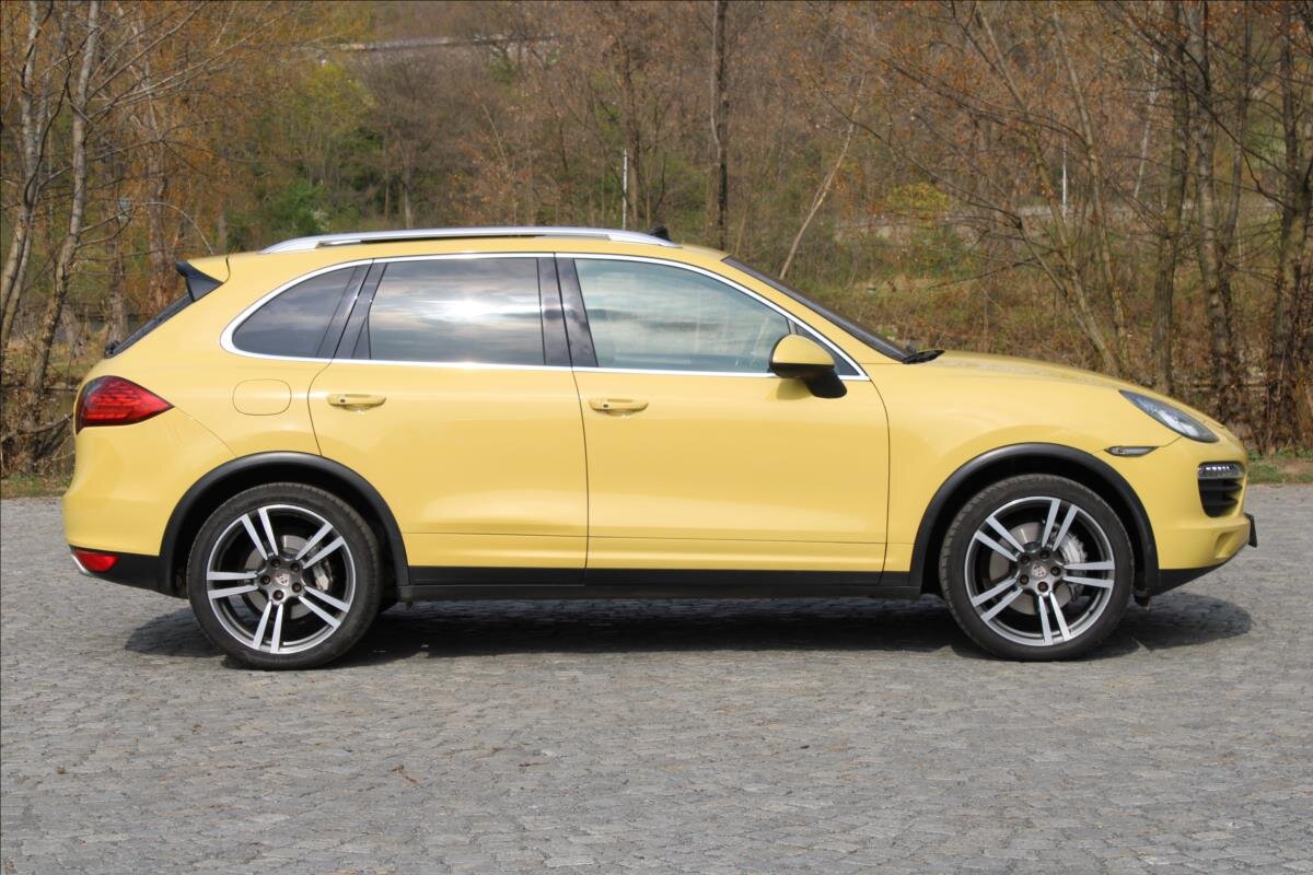Porsche Cayenne SUV / Terénní 4,8 l 294 kw