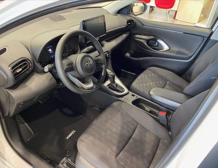 Toyota Yaris Hatchback 1,5 l 85 kw