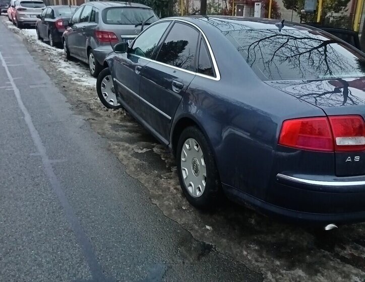 Audi A8 Sedan 0,0 0
