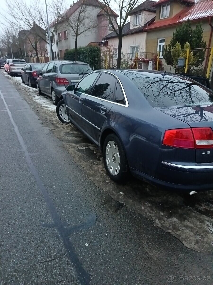 Audi A8 Sedan 0,0 0