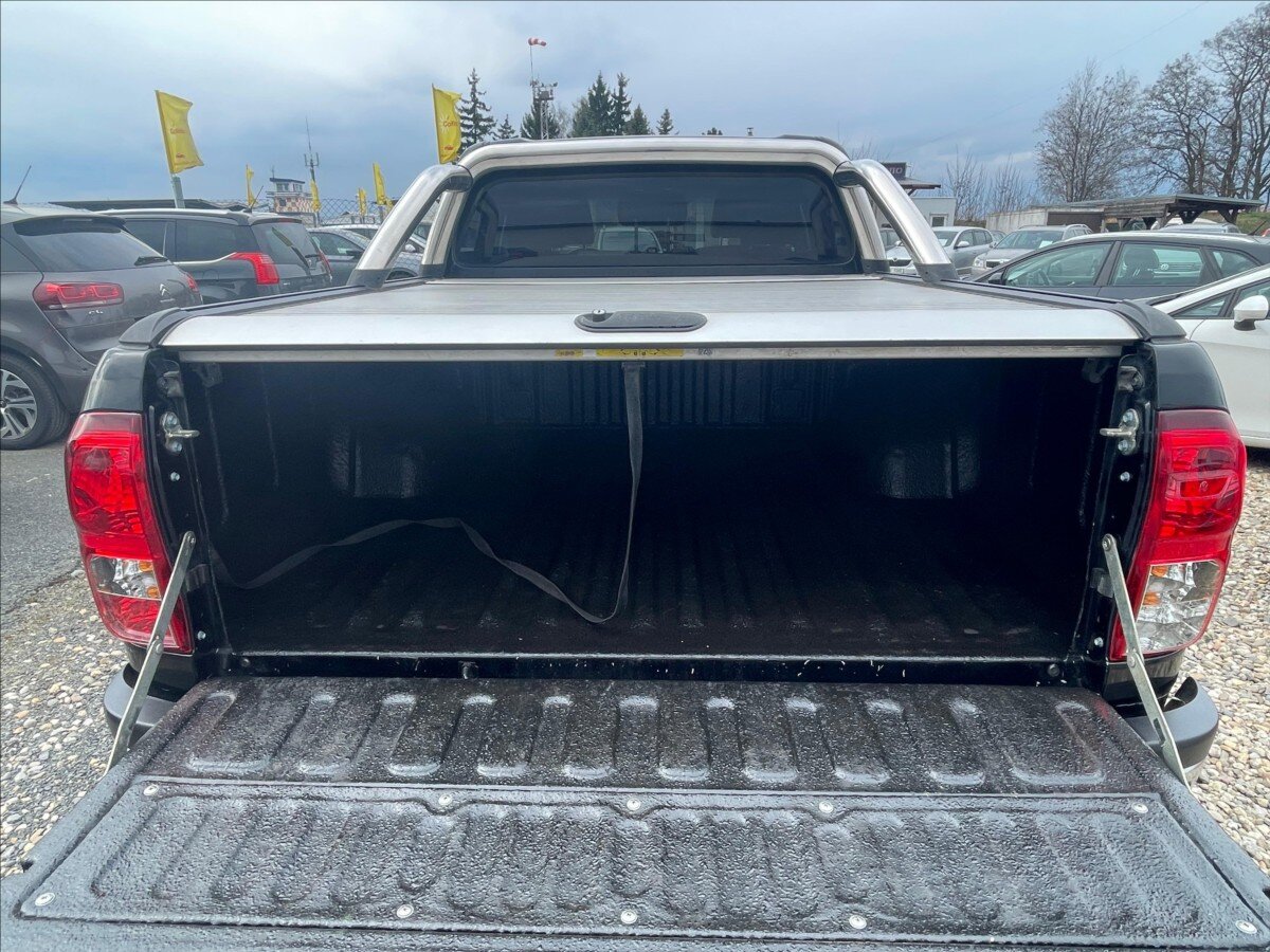 Toyota Hilux Pick-up 2,4 l 110 kw