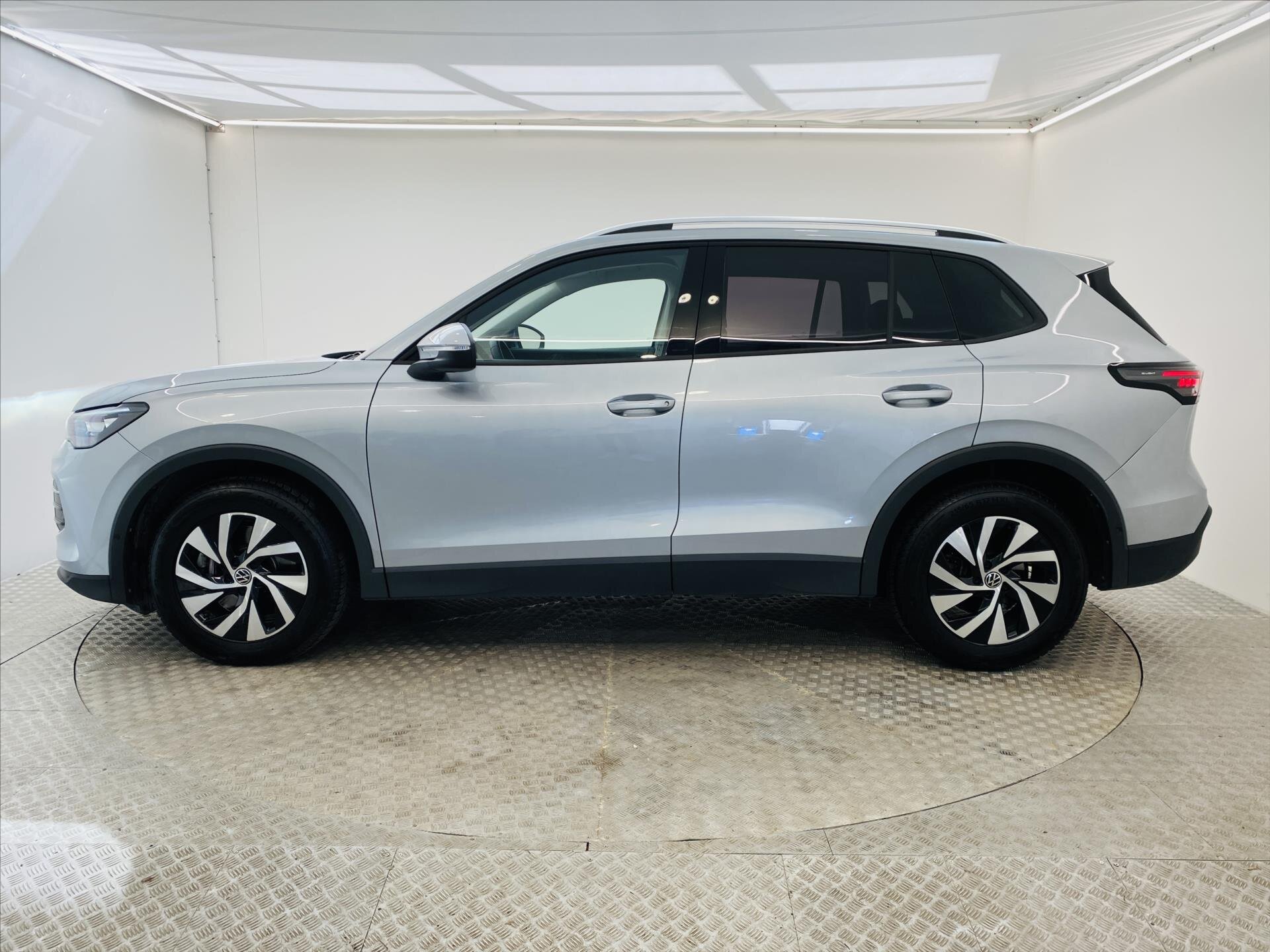 Volkswagen Tiguan SUV / Terénní 2,0 l 110 kw