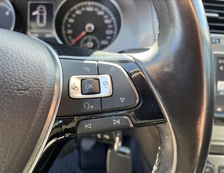 Volkswagen Golf Kombi 1,6 l 81 kw