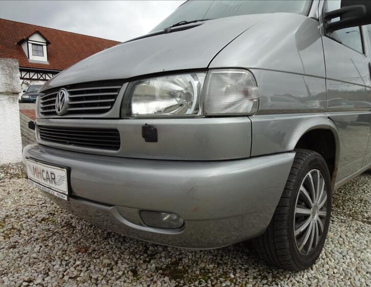Volkswagen Caravelle 12