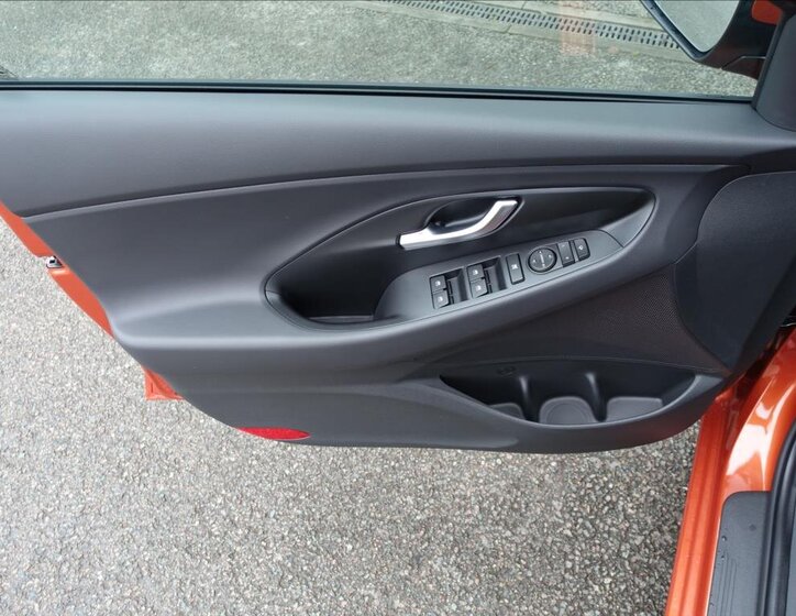 Hyundai i30 Kombi 998,0 84 kw