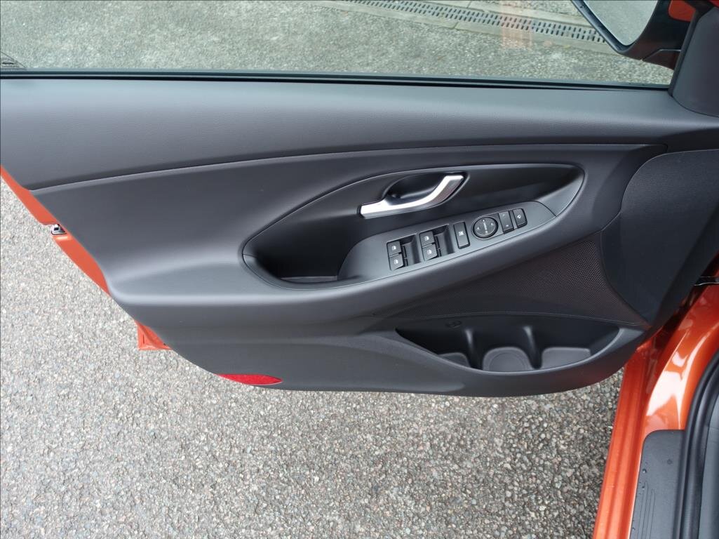 Hyundai i30 Kombi 998,0 84 kw