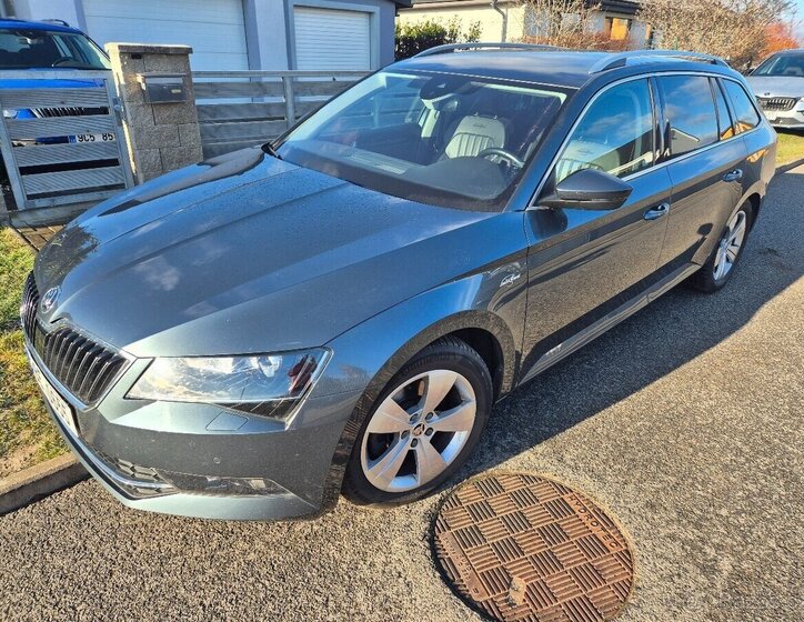 Škoda Superb Kombi 0,0 0