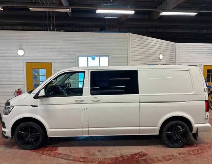 Volkswagen Transporter 2