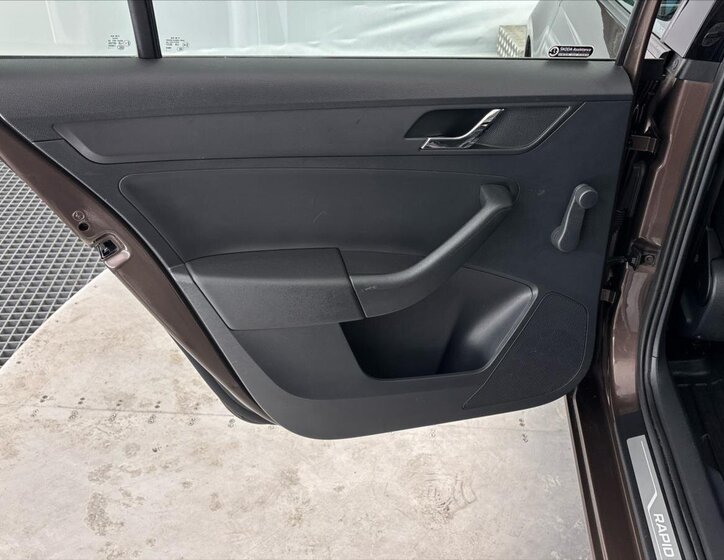 Škoda Rapid Liftback 1,2 l 81 kw