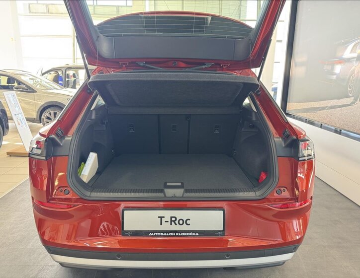 Volkswagen T-Roc SUV / Terénní 1,5 l 110 kw