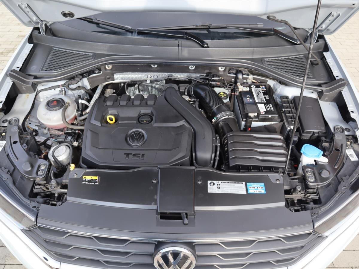 Volkswagen T-Roc CUV / Crossover 1,5 l 110 kw