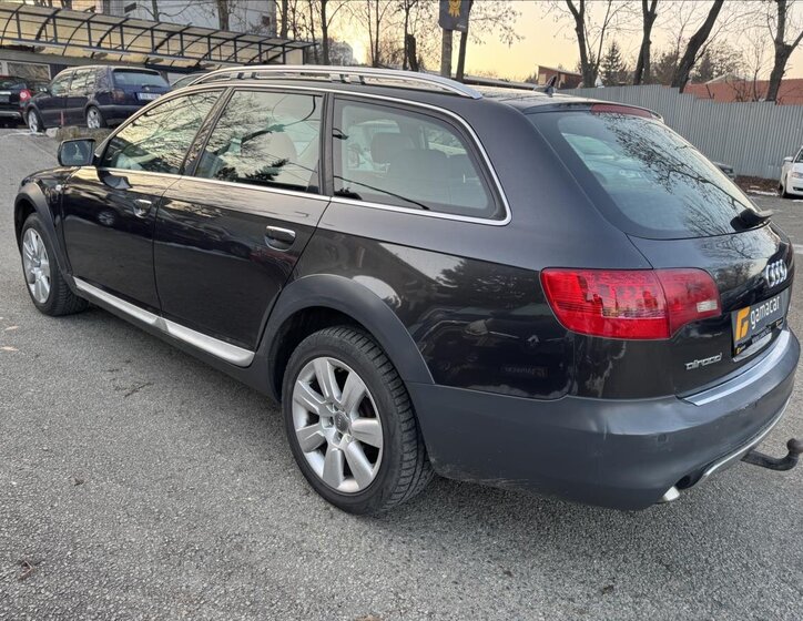 Audi A6 Allroad Kombi 3,0 l 171 kw
