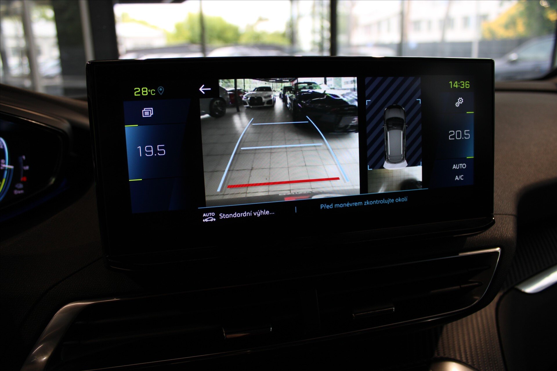 Peugeot 3008 SUV / Terénní 1,6 l 165 kw