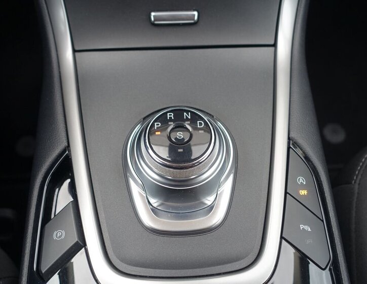 Ford S-MAX MPV 2,0 l 110 kw