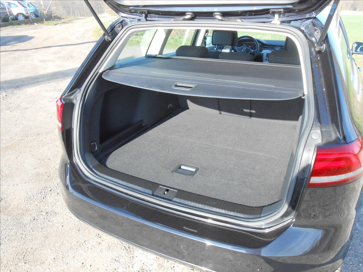 Volkswagen Passat Kombi 2,0 l 110 kw