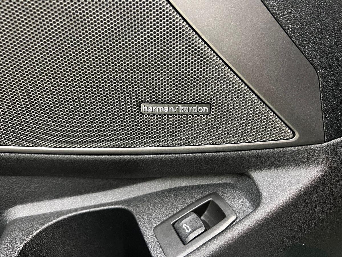 BMW M3 Sedan / Limuzína 3,0 l 390 kw