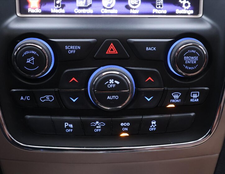 Jeep Grand Cherokee 21