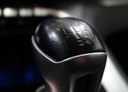 Peugeot 3008 MPV 1,2 l 96 kw