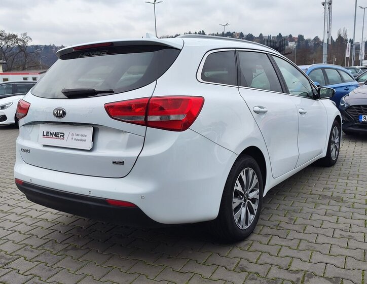 KIA Ceed 5