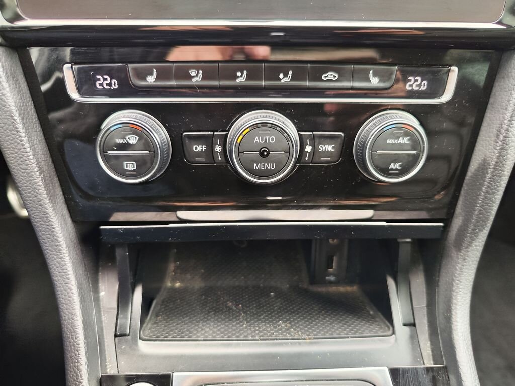 Volkswagen Golf Kombi 2,0 l 110 kw