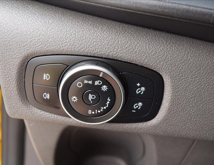 Ford Transit MPV 2,0 l 125 kw