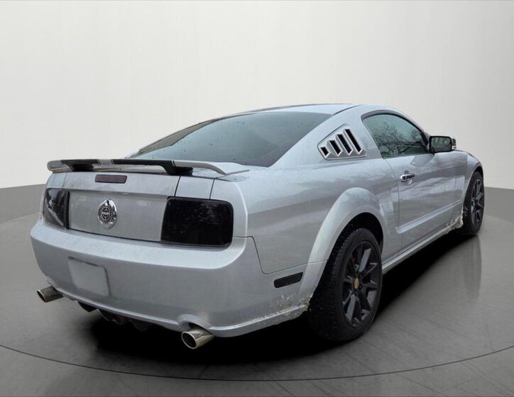 Ford Mustang Kupé 4,0 l 151 kw