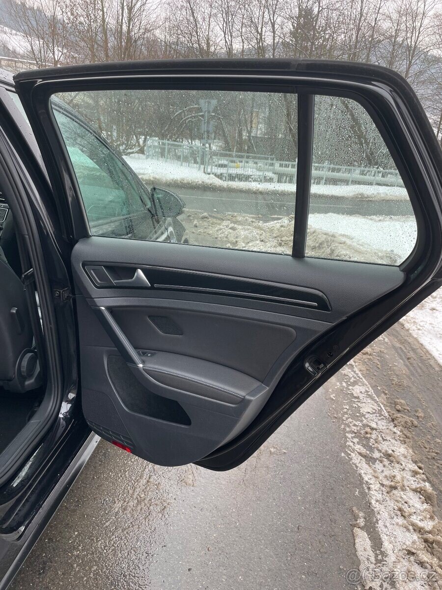 Volkswagen Golf Hatchback 0,0 110 kw