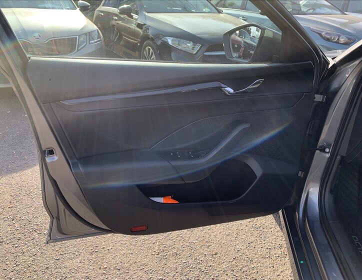 Škoda Octavia Sedan / Limuzína 999,0 81 kw