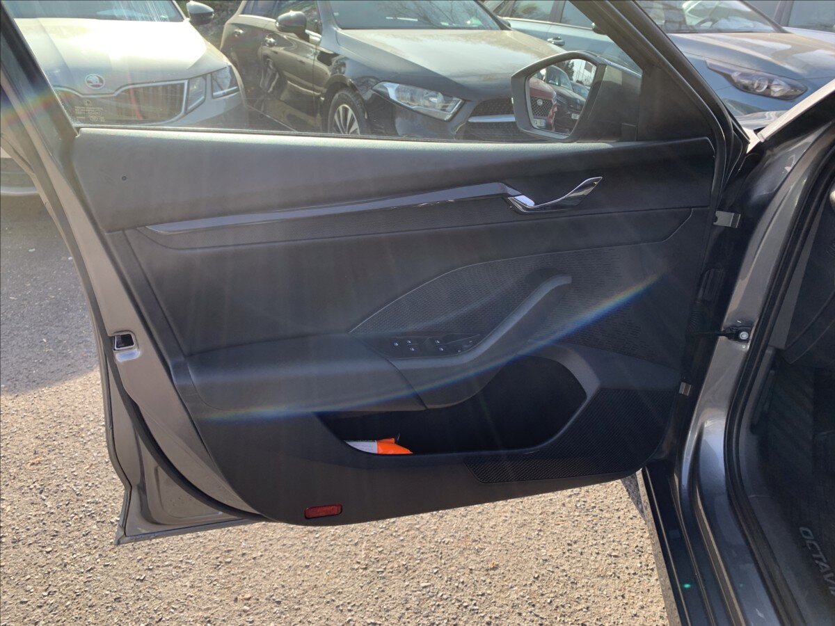 Škoda Octavia Sedan / Limuzína 999,0 81 kw