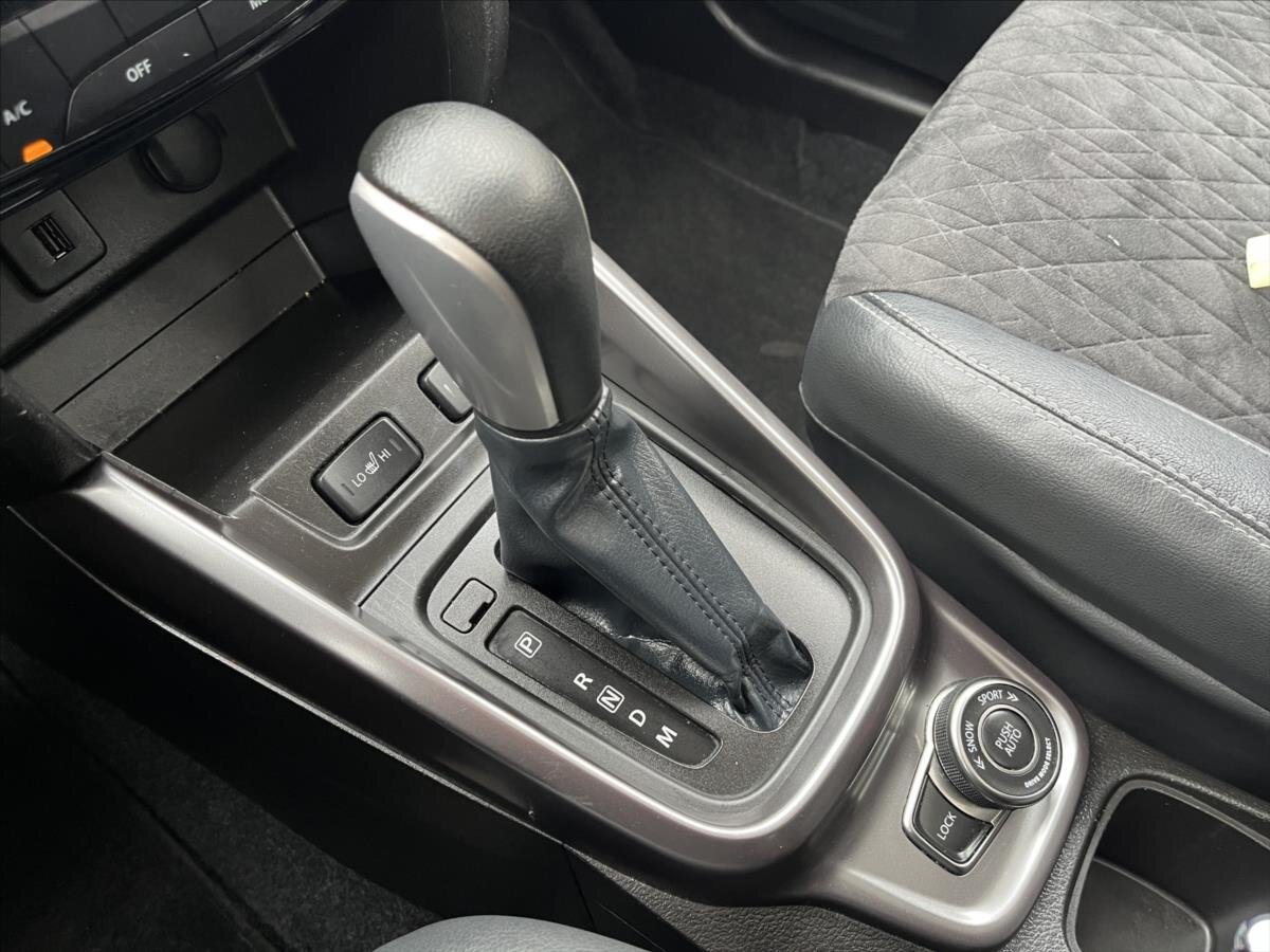 Suzuki Vitara SUV 1,4 l 103 kw