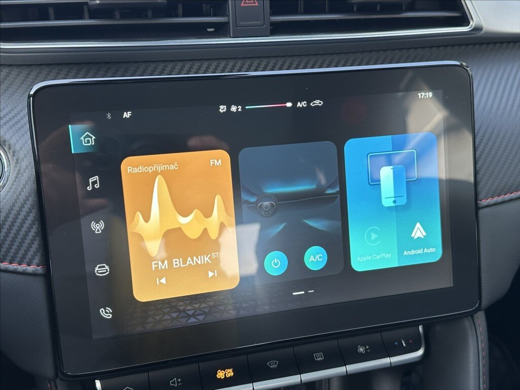 MG ZS SUV / Terénní 999,0 82 kw