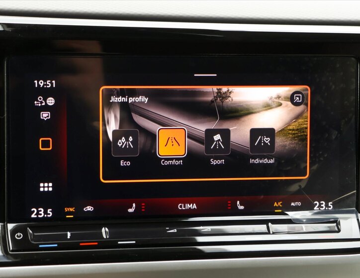 Volkswagen Multivan MPV 2,0 l 110 kw