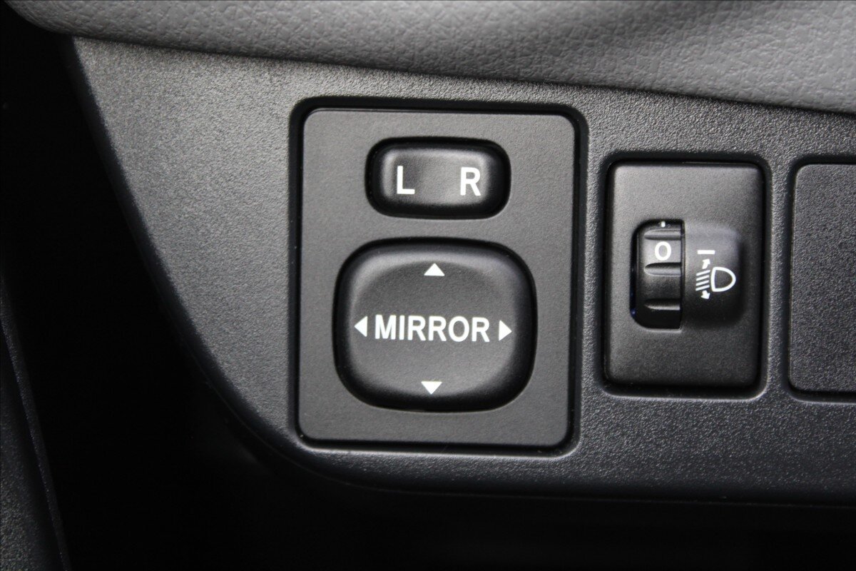 Toyota Yaris Hatchback 1,3 l 73 kw