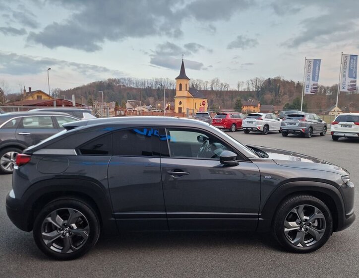 Mazda MX-30 SUV / Terénní 0,0 107 kw