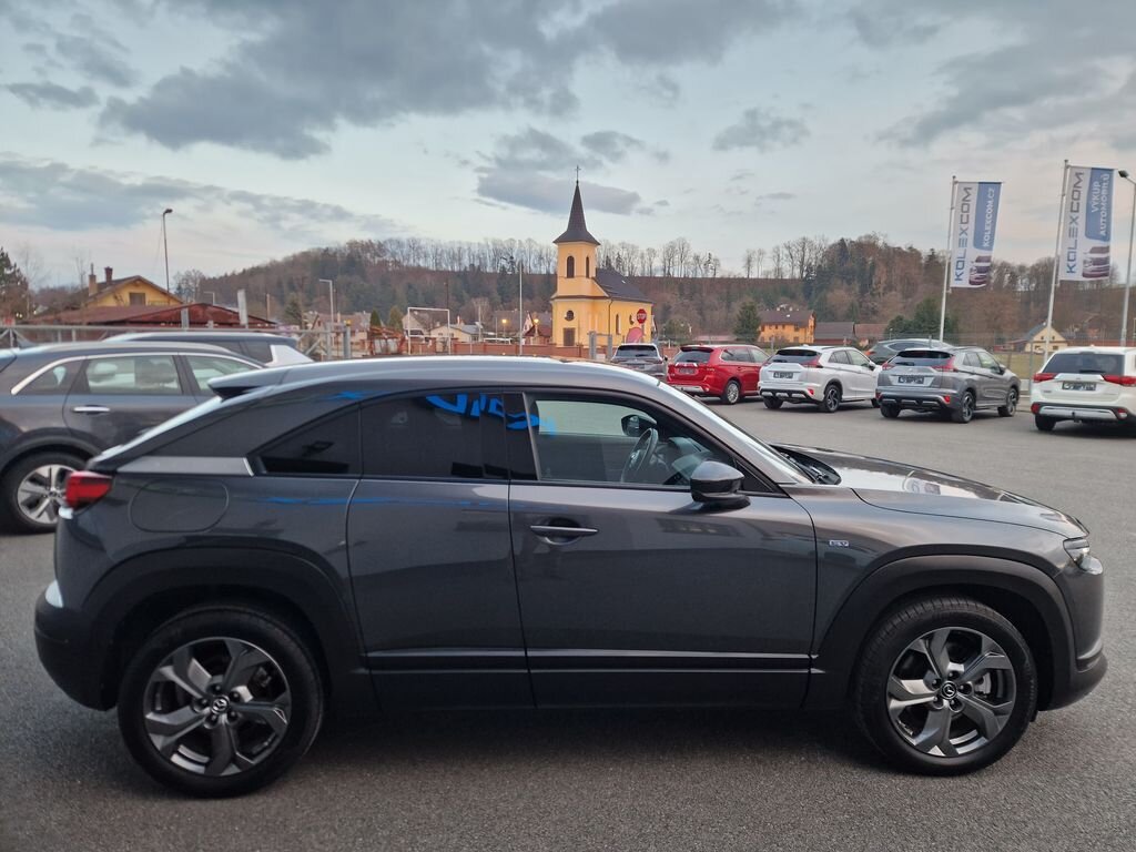 Mazda MX-30 SUV / Terénní 0,0 107 kw