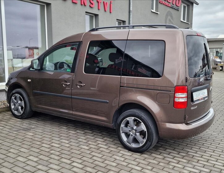 Volkswagen Caddy Kombi 1,6 l 75 kw