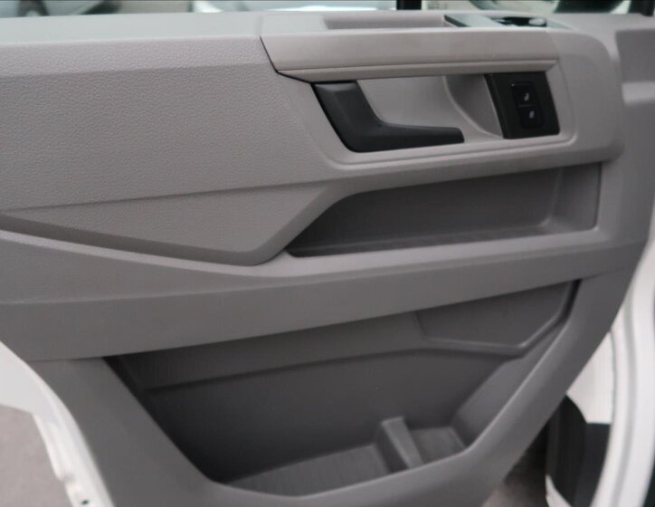 Volkswagen Crafter Skříň 2,0 l 103 kw